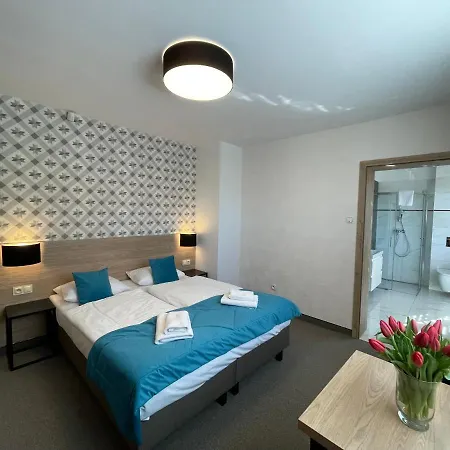 לינה וארוחת בוקר Promes Mielno, Blisko Centrum, Kryty Basen, Sauna