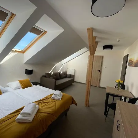 Frühstückspension Promes Mielno, Blisko Centrum, Kryty Basen, Sauna